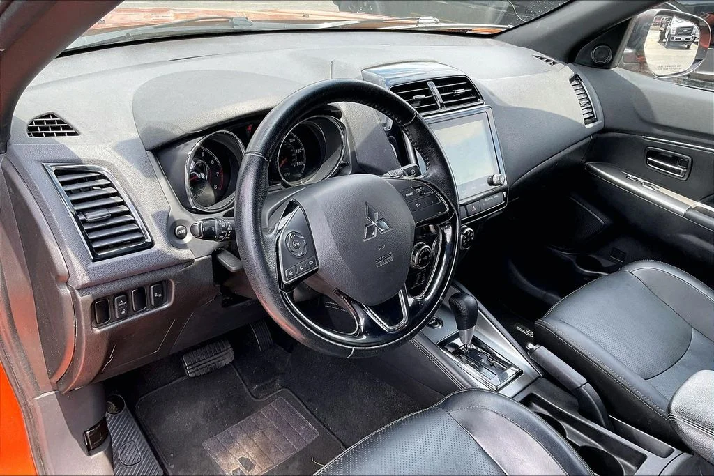 Used 2022  Mitsubishi 2.4 GT image 13