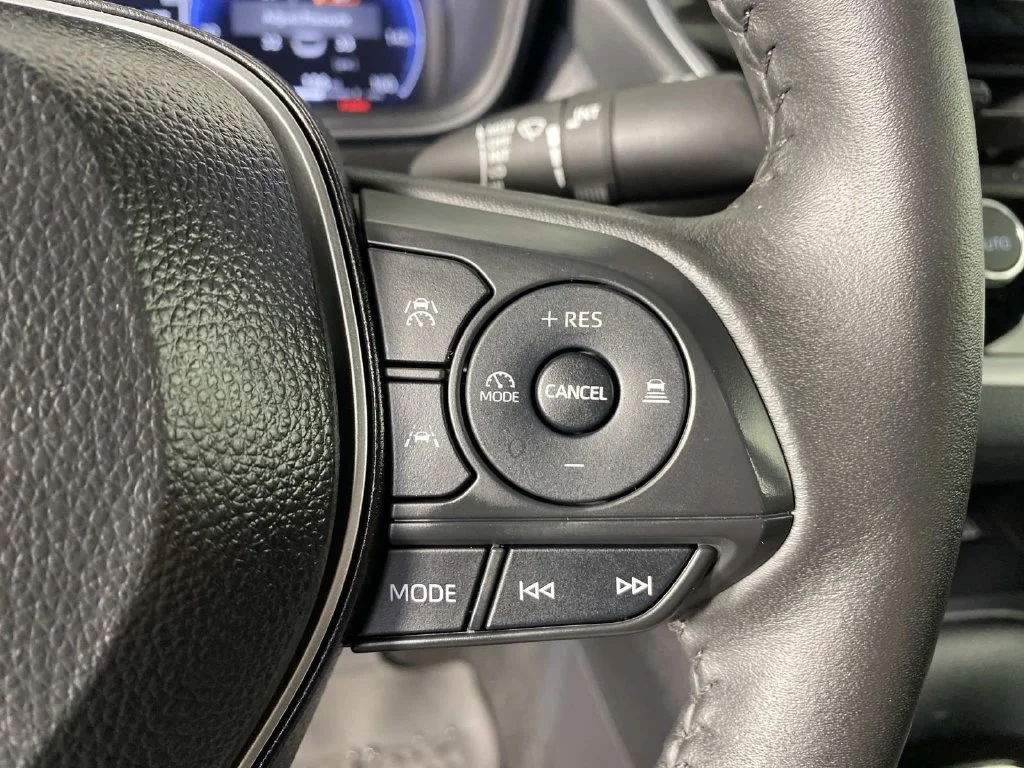 Used 2026 Ice Toyota SE image 15