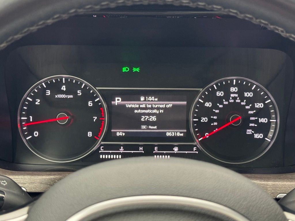 Used 2022 Passion Red Tintcoat Kia S image 21