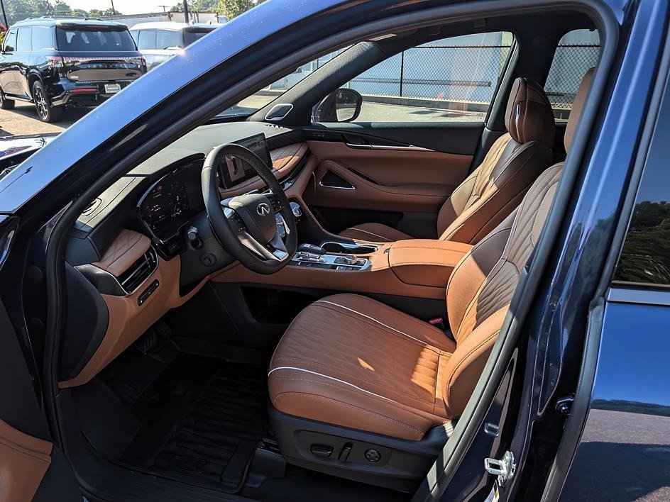 New 2027 Grand Blue INFINITI AUTOGRAPH image 11