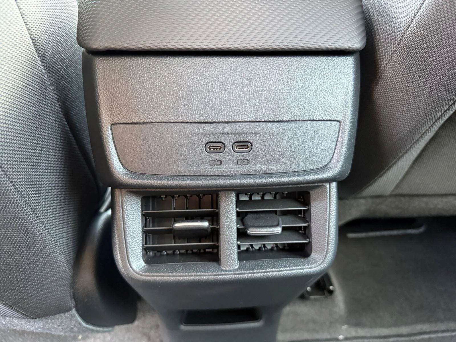 2027 Chevrolet Equinox LT - Photo 20
