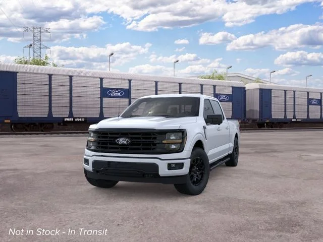 New 2026 Oxford White Ford XLT image 2
