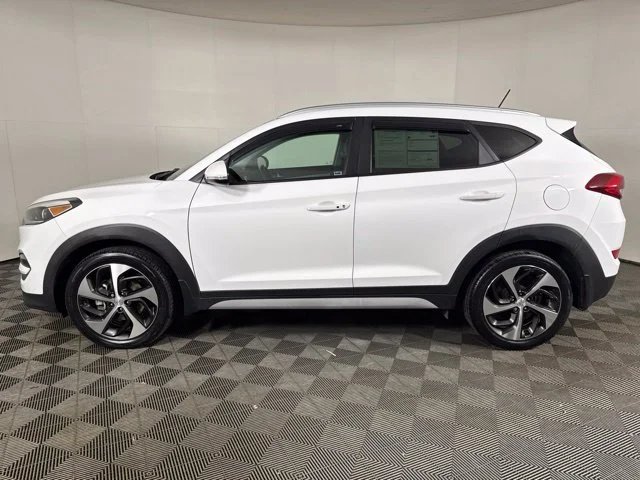 Used 2017 White Hyundai Sport image 7