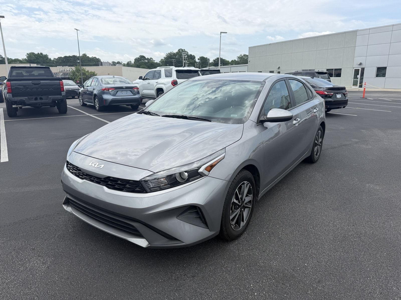Used 2024 Steel Gray Kia LXS image 3