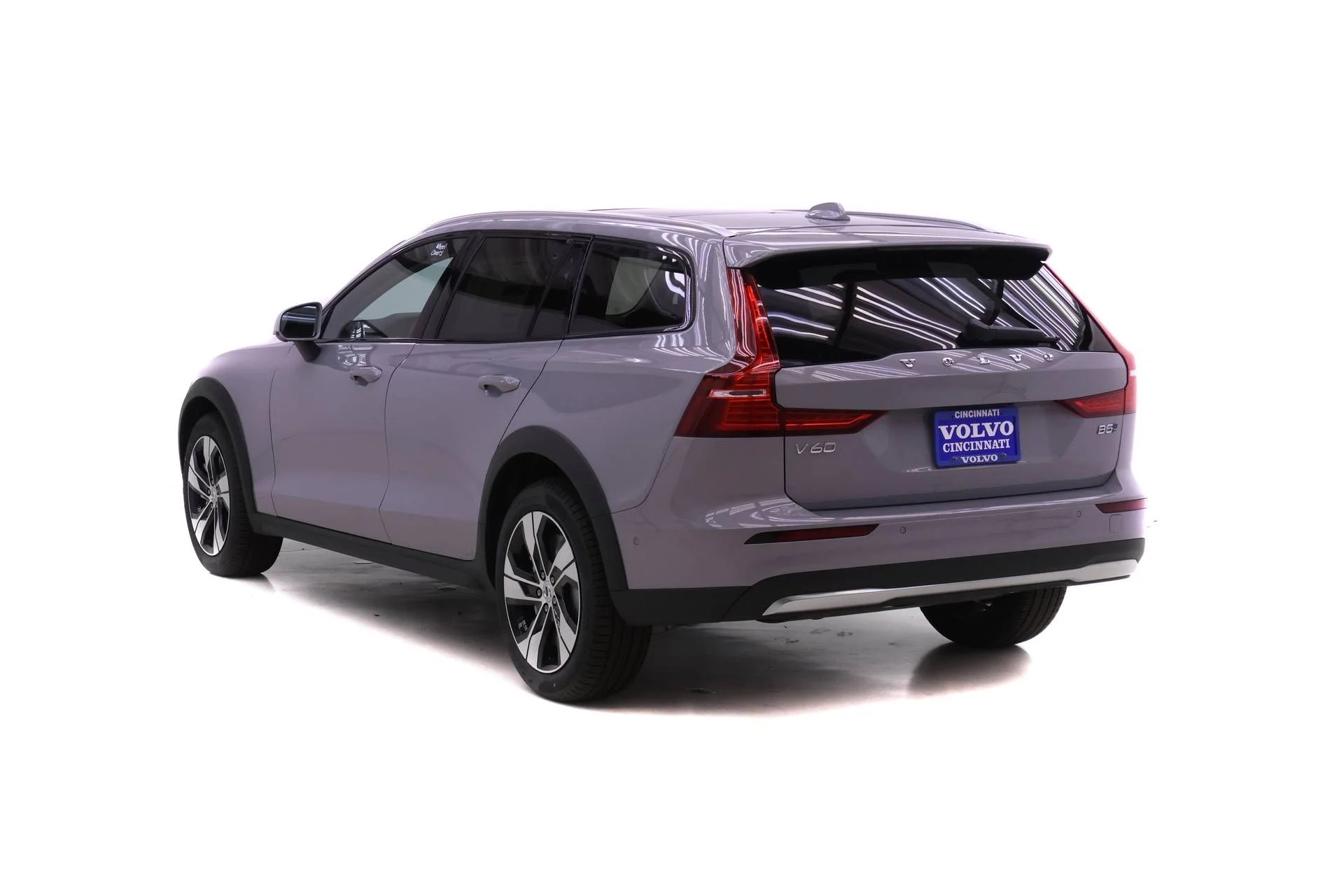 New 2026 Vapour Grey Volvo Plus image 5