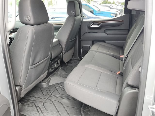2025 Chevrolet Silverado 1500 LT - Photo 8