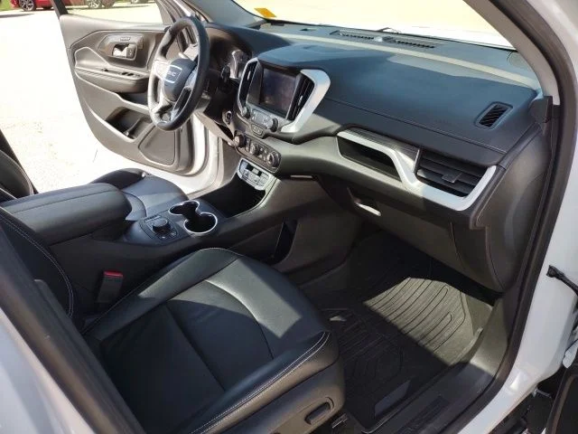 Used 2024 Summit White GMC SLT image 27
