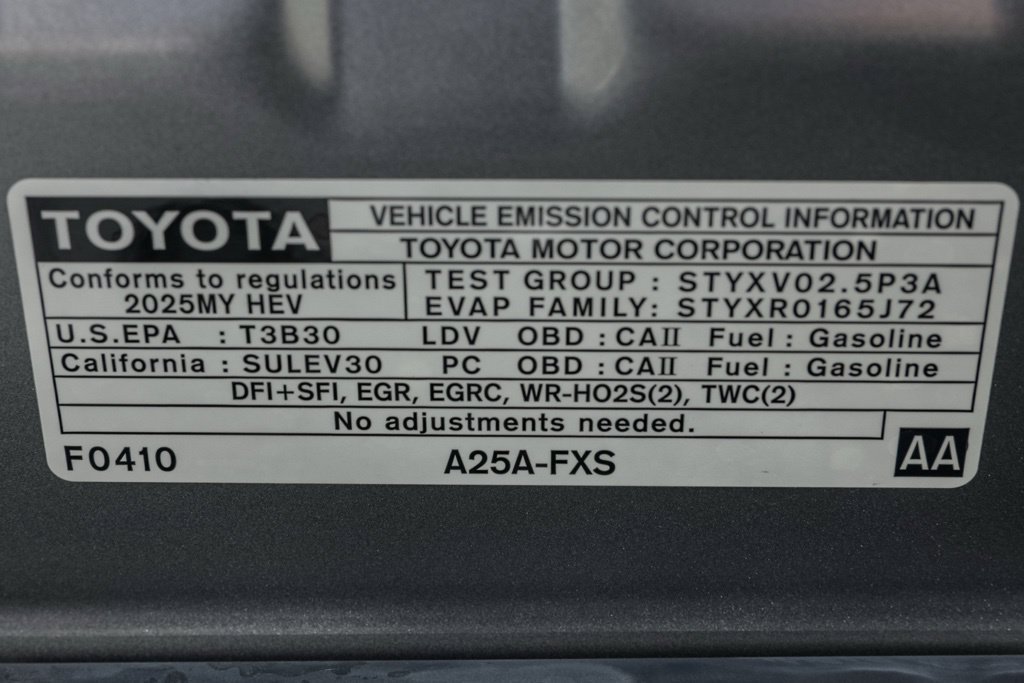 Used 2025  Toyota SE image 37
