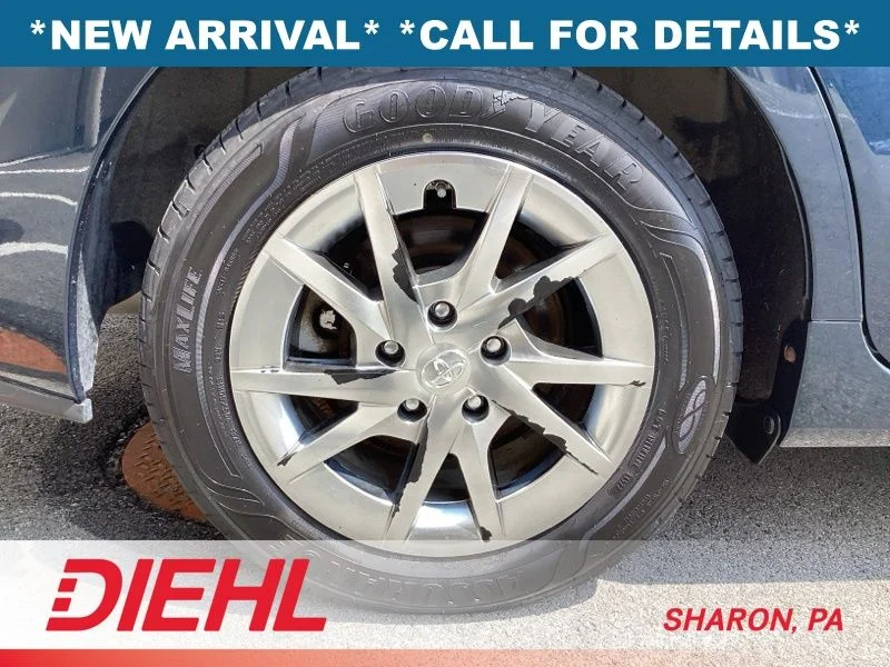 Used 2017  Toyota Four image 9