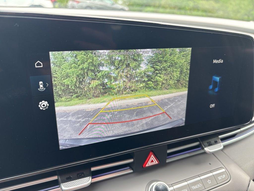 2025 Hyundai Elantra Blue - Photo 27