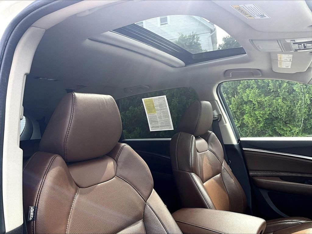Used 2019 White Acura 3.5L Technology Package image 22