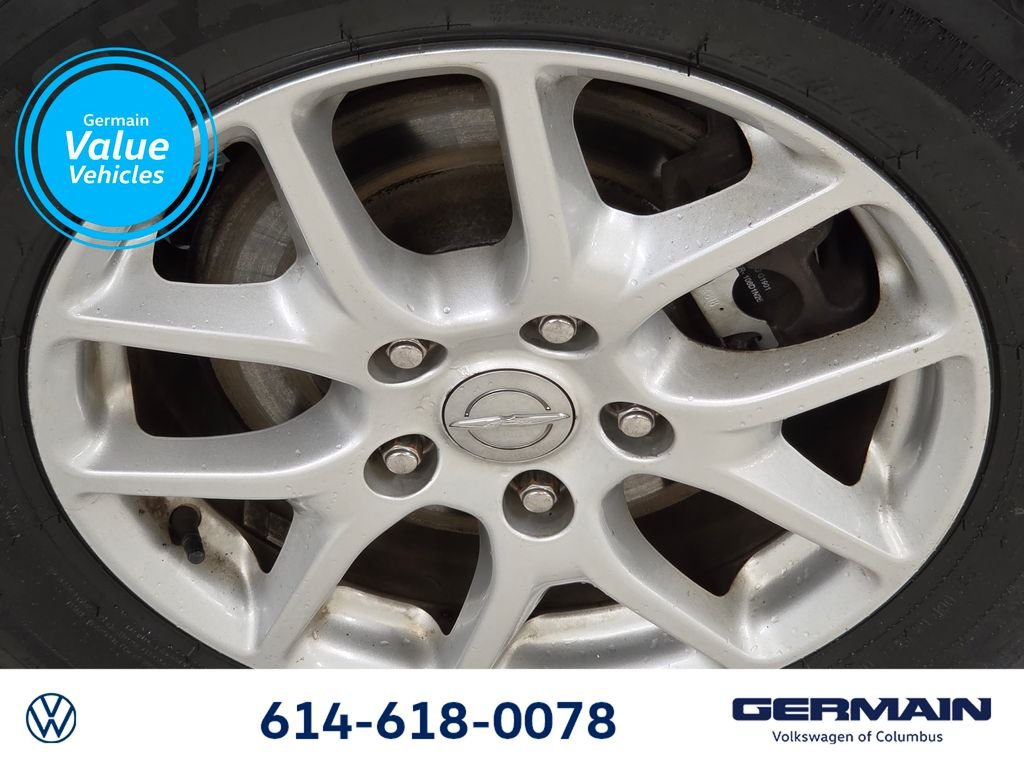 Used 2017 Blue Chrysler LX image 11