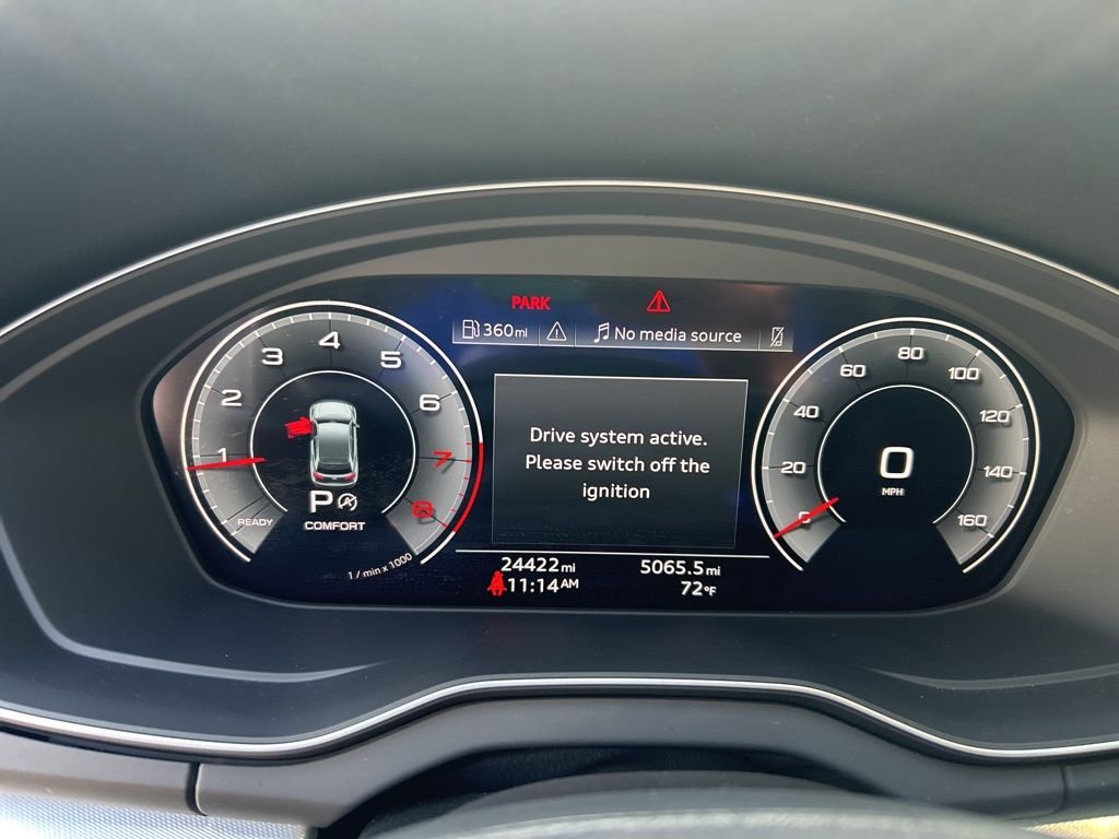 Used 2025  Audi 45 S line Premium image 19