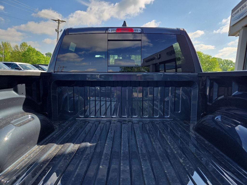 New 2026 Forged Blue Metallic Exterior Paint RAM Laramie image 28