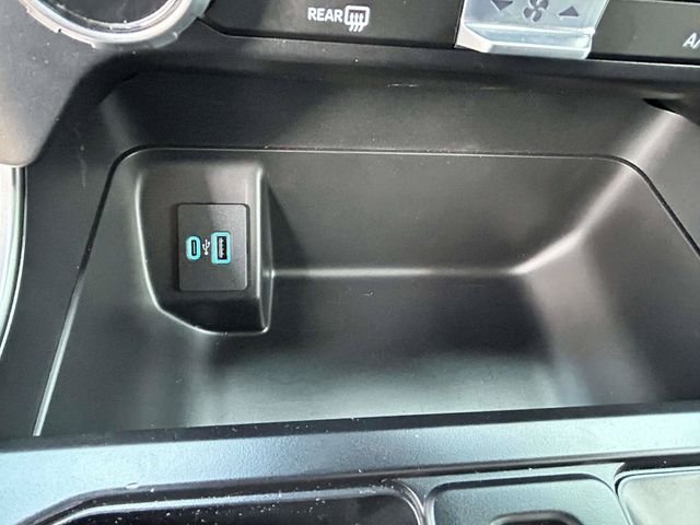 Used 2024 Red Ford XLT image 27