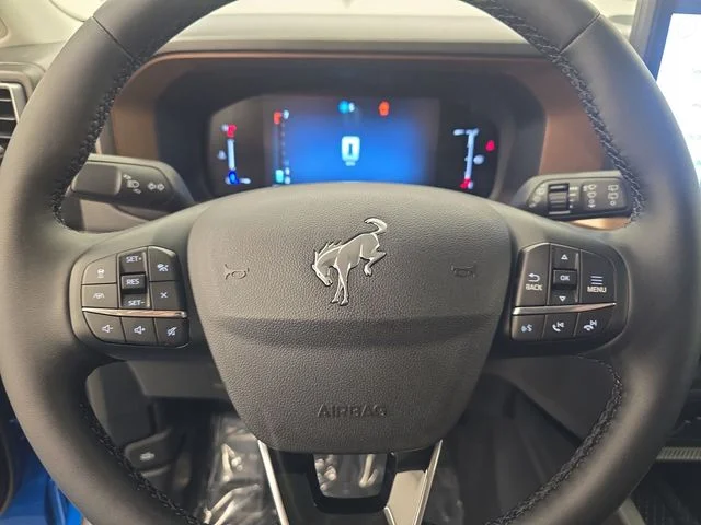 New 2026 Velocity Blue Metallic Ford Outer Banks® image 32