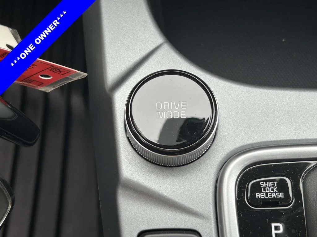 Used 2026 Blue Kia LX image 22