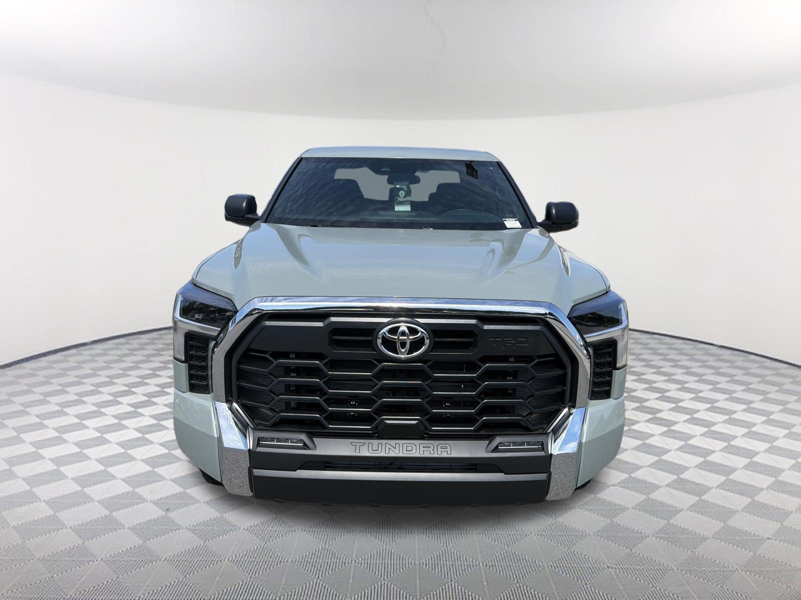 New 2026 Lunar Rock Toyota SR5 image 2