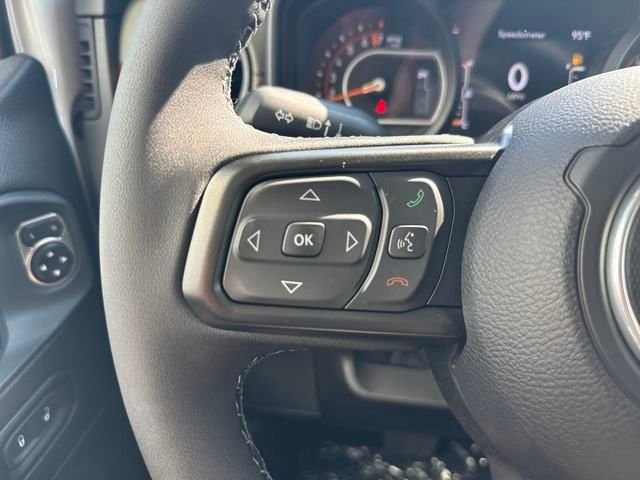 New 2025 Bright White Clearcoat Jeep Mojave image 28