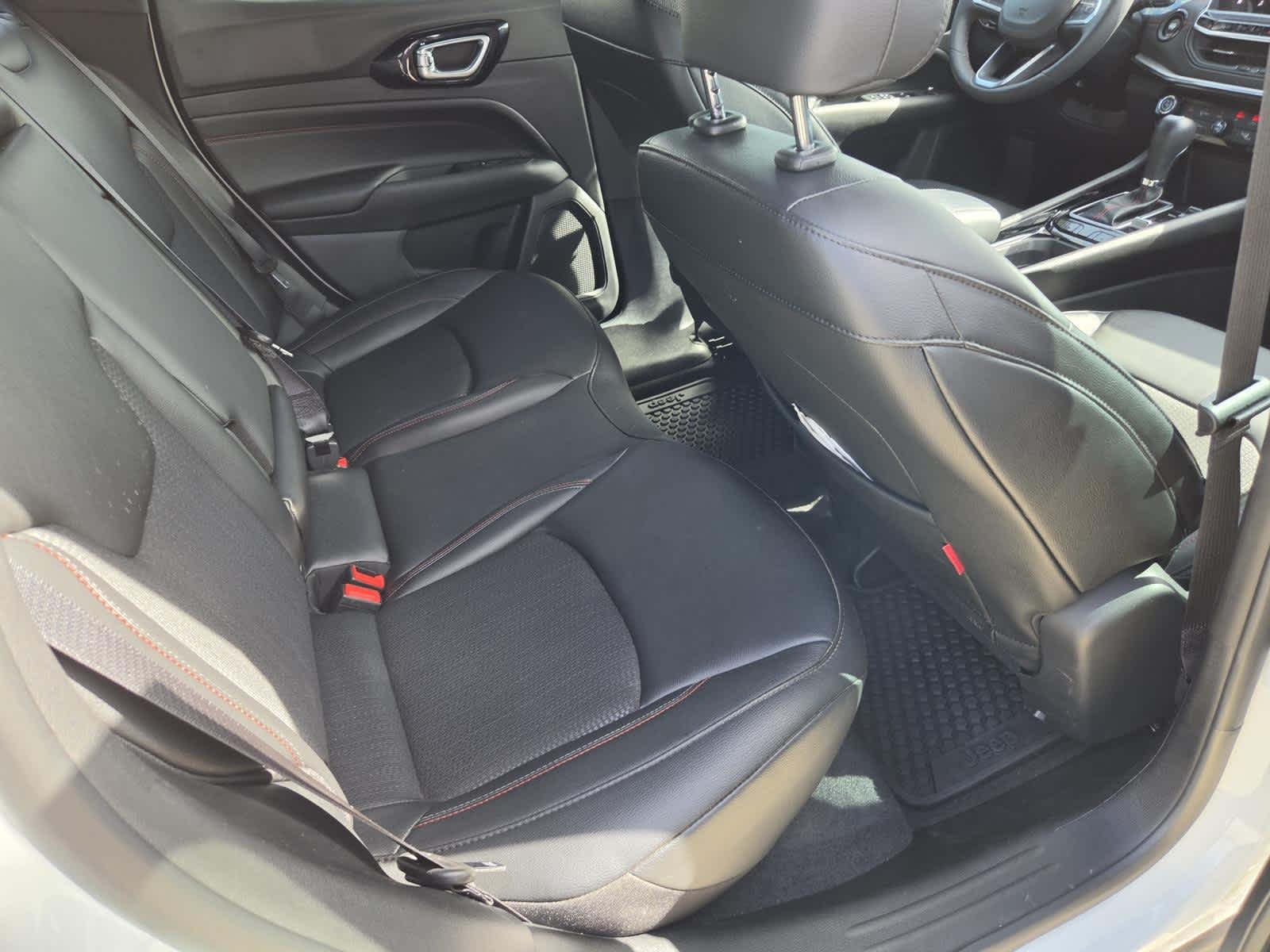 New 2026 Bright White Clearcoat Jeep Trailhawk image 11