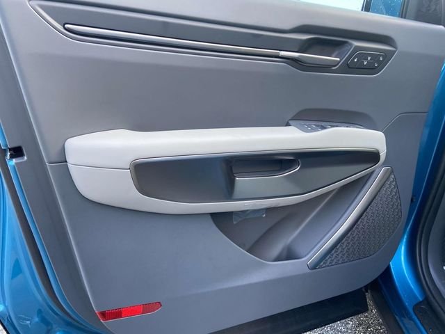 New 2026 Ocean Blue Kia Wind AWD image 12