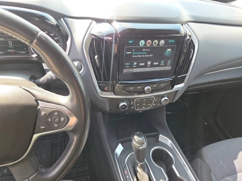 Used 2018 Cajun Red Tintcoat Chevrolet LT image 33
