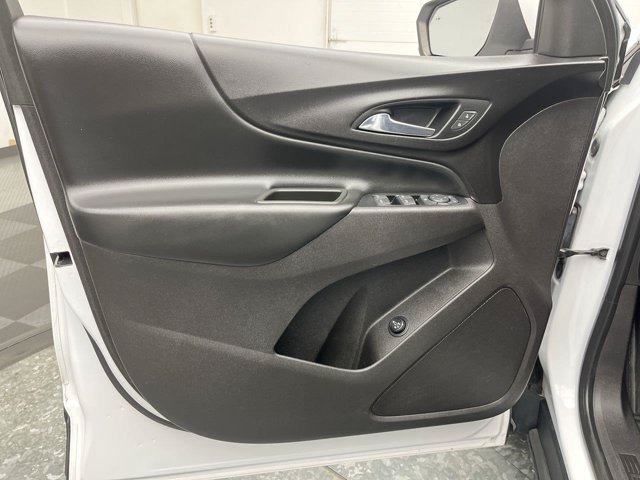 Used 2018 Summit White Chevrolet LT image 6