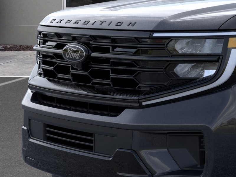 New 2026 Dark Matter Gray Metallic Ford Platinum® image 17