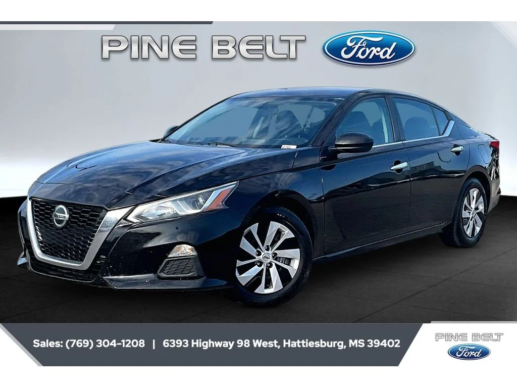 Used 2019 Super Black Nissan 2.5 S image 10