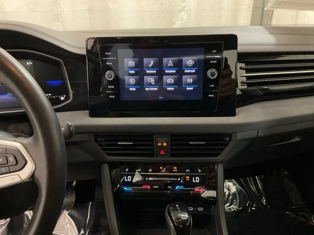 2025 Volkswagen Jetta SE - Photo 17