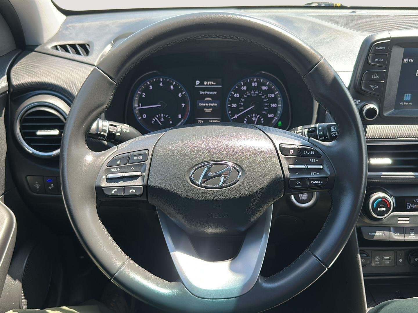 Used 2020 Ultra Black Hyundai Limited image 25