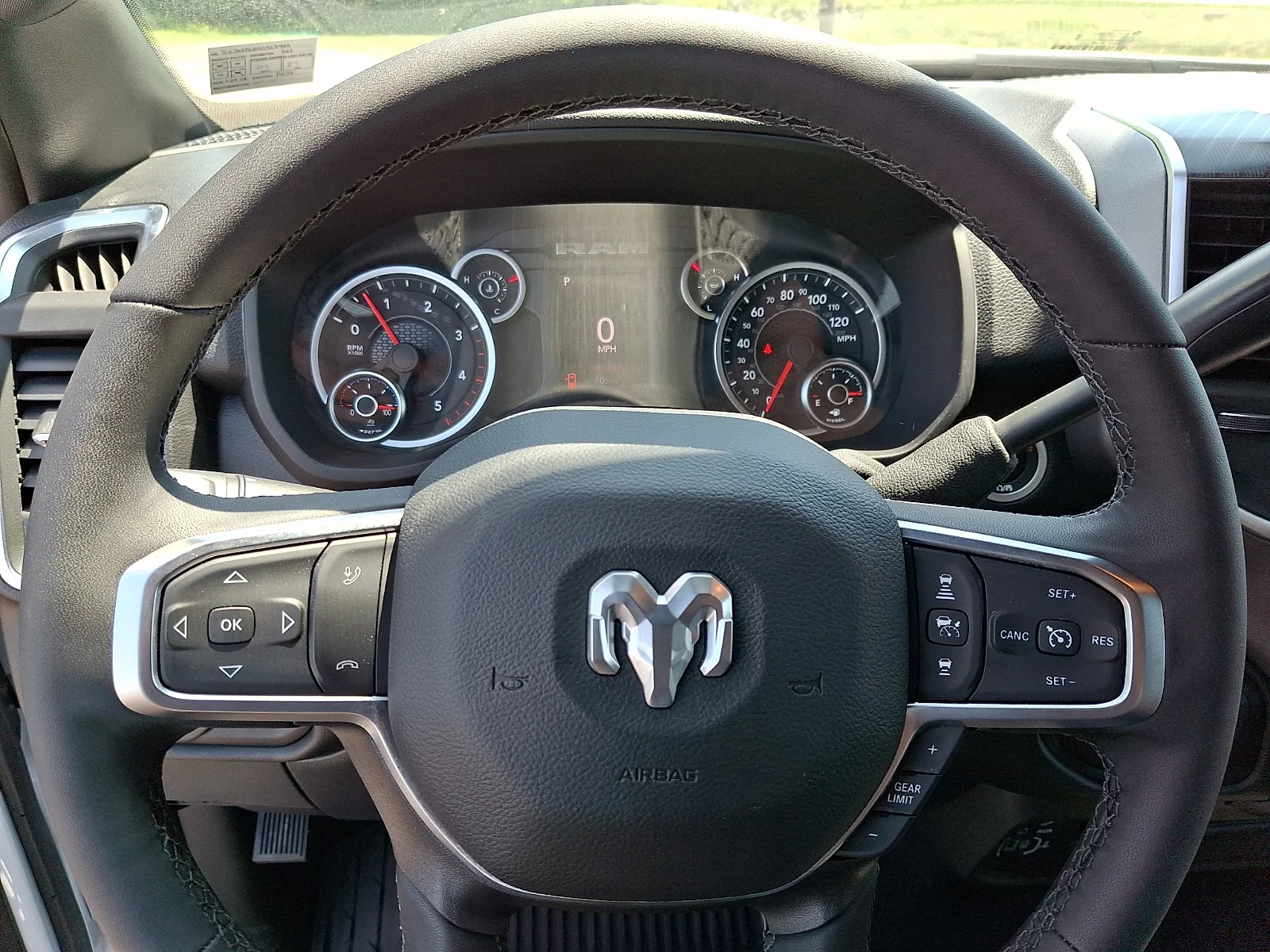2025 RAM 2500 Big Horn - Photo 17