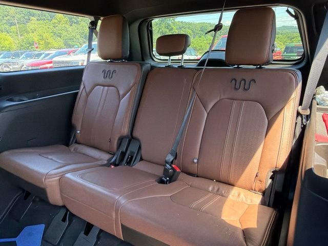 Used 2024 White Ford King Ranch image 12