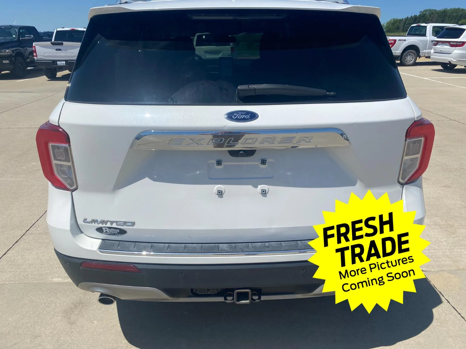 Used 2023 Star White Metallic Tri-Coat Ford Limited image 3