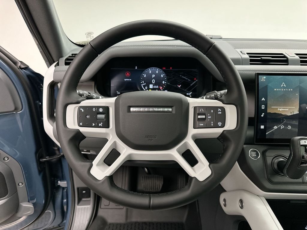 New 2026 Tasman Blue Metallic Land Rover S image 15
