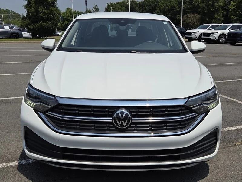 Used 2024 Pure White Volkswagen 1.5T S image 5