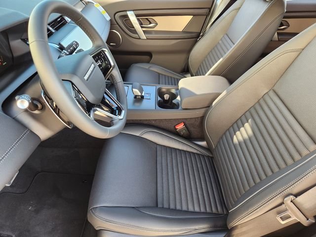 Used 2026 Silver Land Rover Landmark image 9