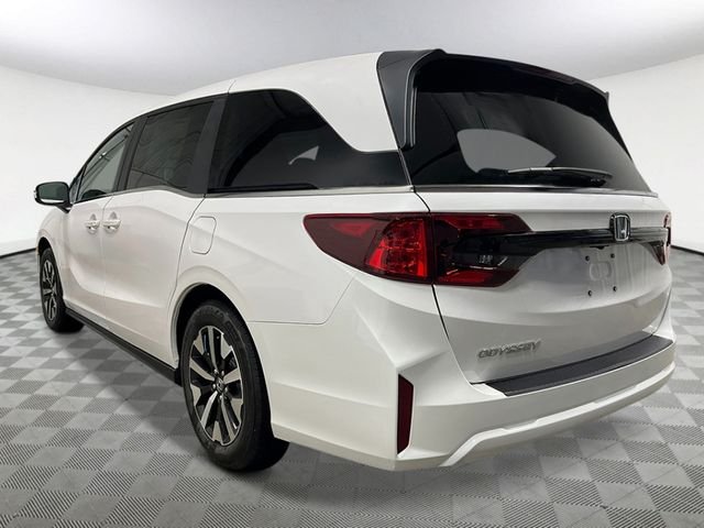 New 2026 Platinum White Pearl Honda EX-L image 3