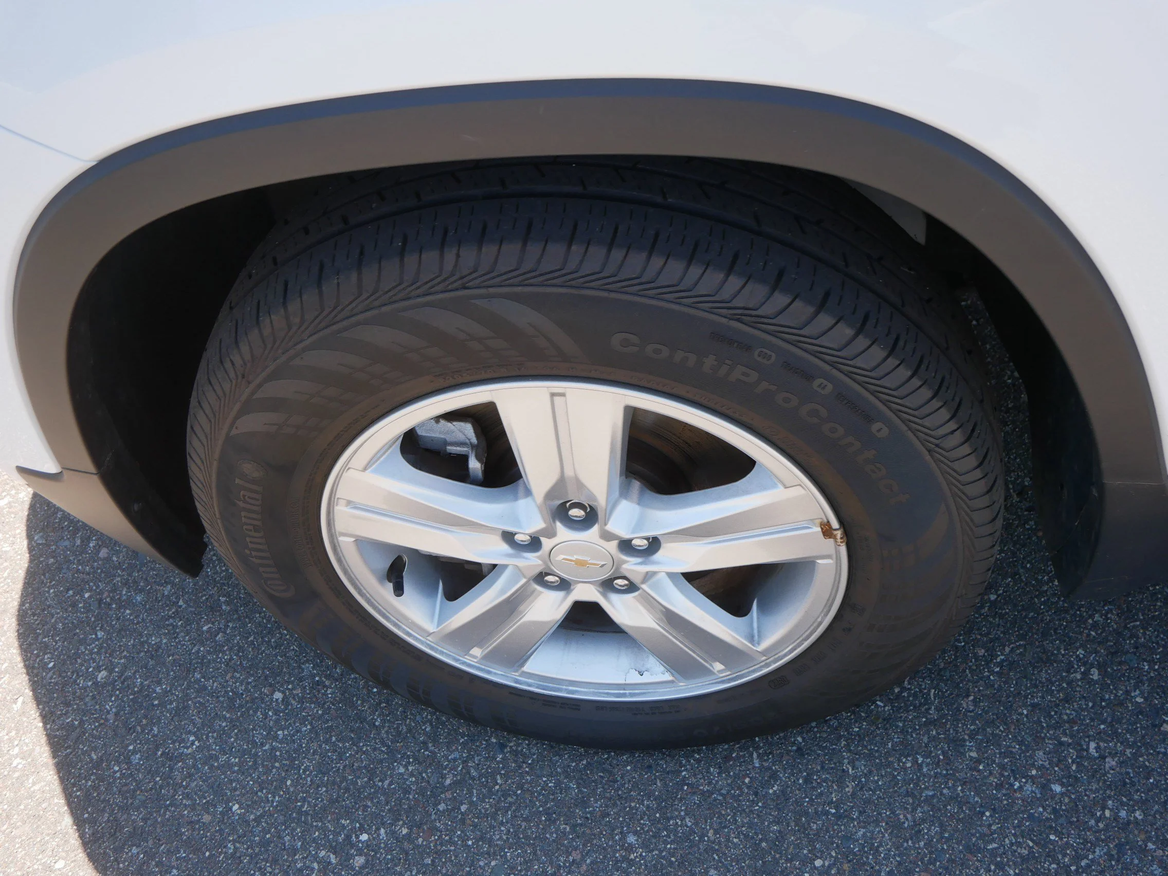 Used 2022 Summit White Chevrolet LT image 16
