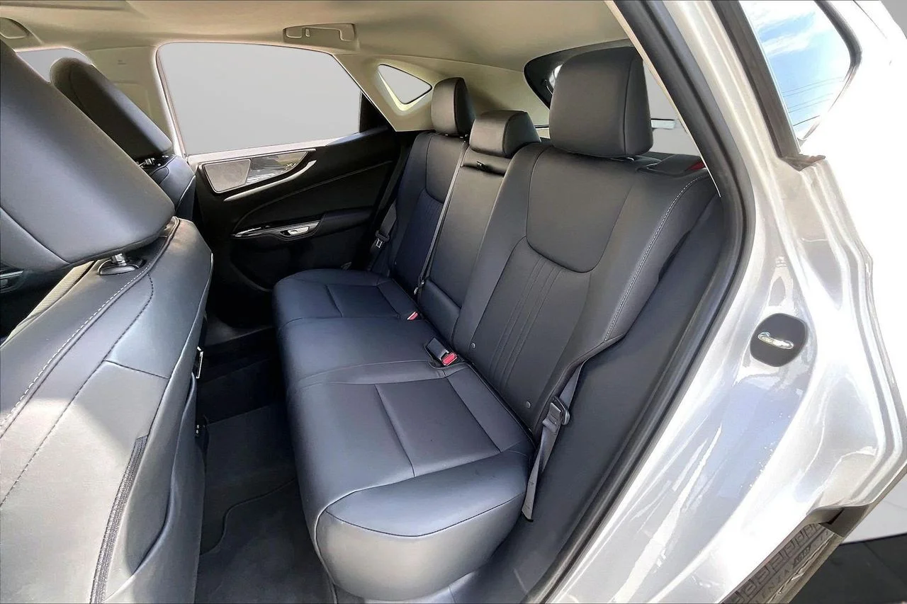 Used 2025 White Lexus 250 Premium image 23