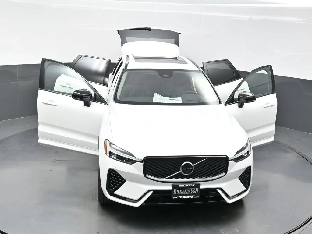 New 2027 Crystal White Volvo T8 Ultra image 39
