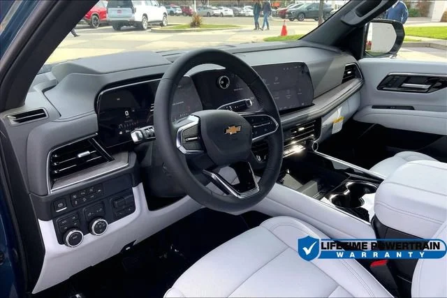 2025 Chevrolet Suburban Premier - Photo 7