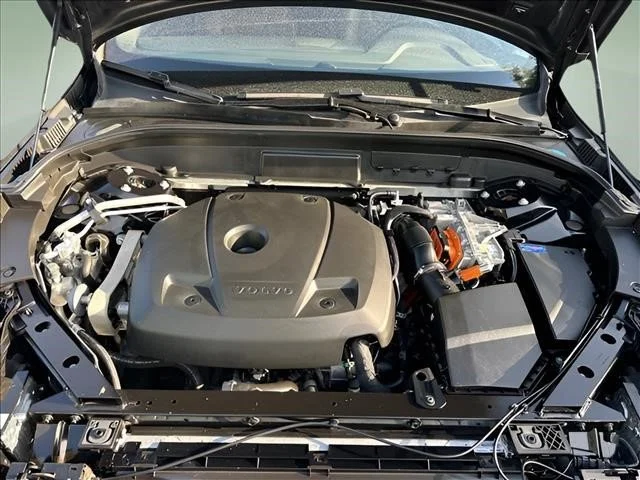 Used 2023 Black Stone Volvo Plus Bright Theme image 30