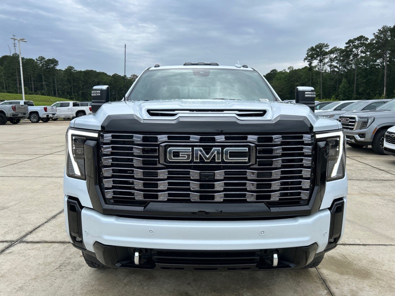 New 2026 Glacier White Tricoat GMC Denali Ultimate image 5