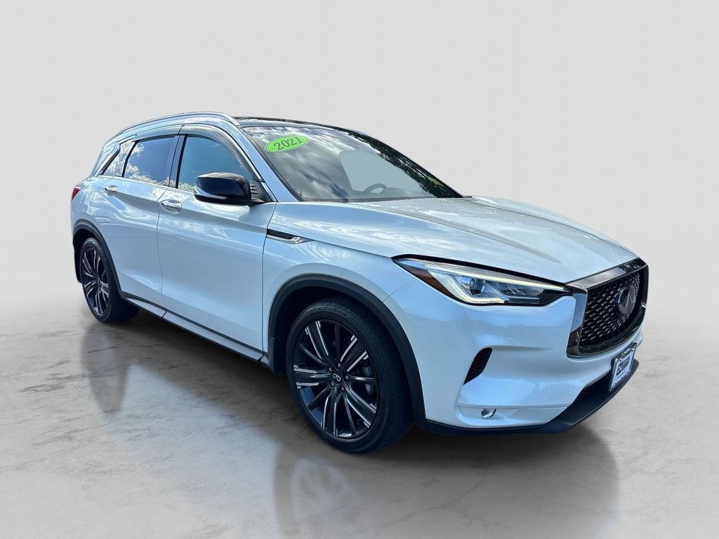 Used 2021 White INFINITI LUXE image 7