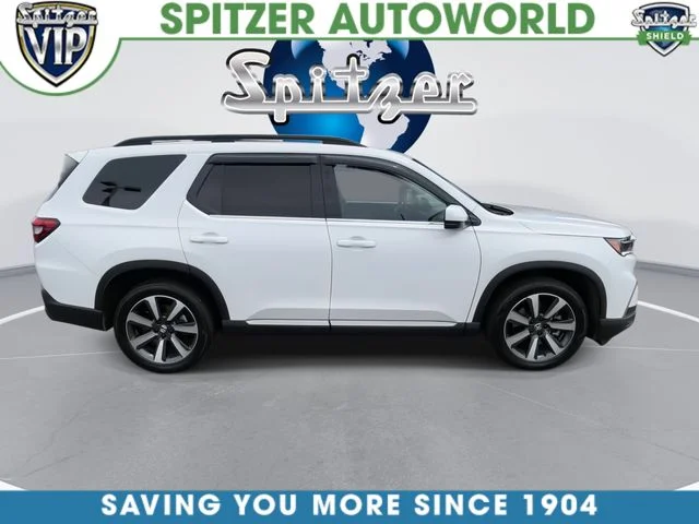 Used 2025  Honda Touring image 10