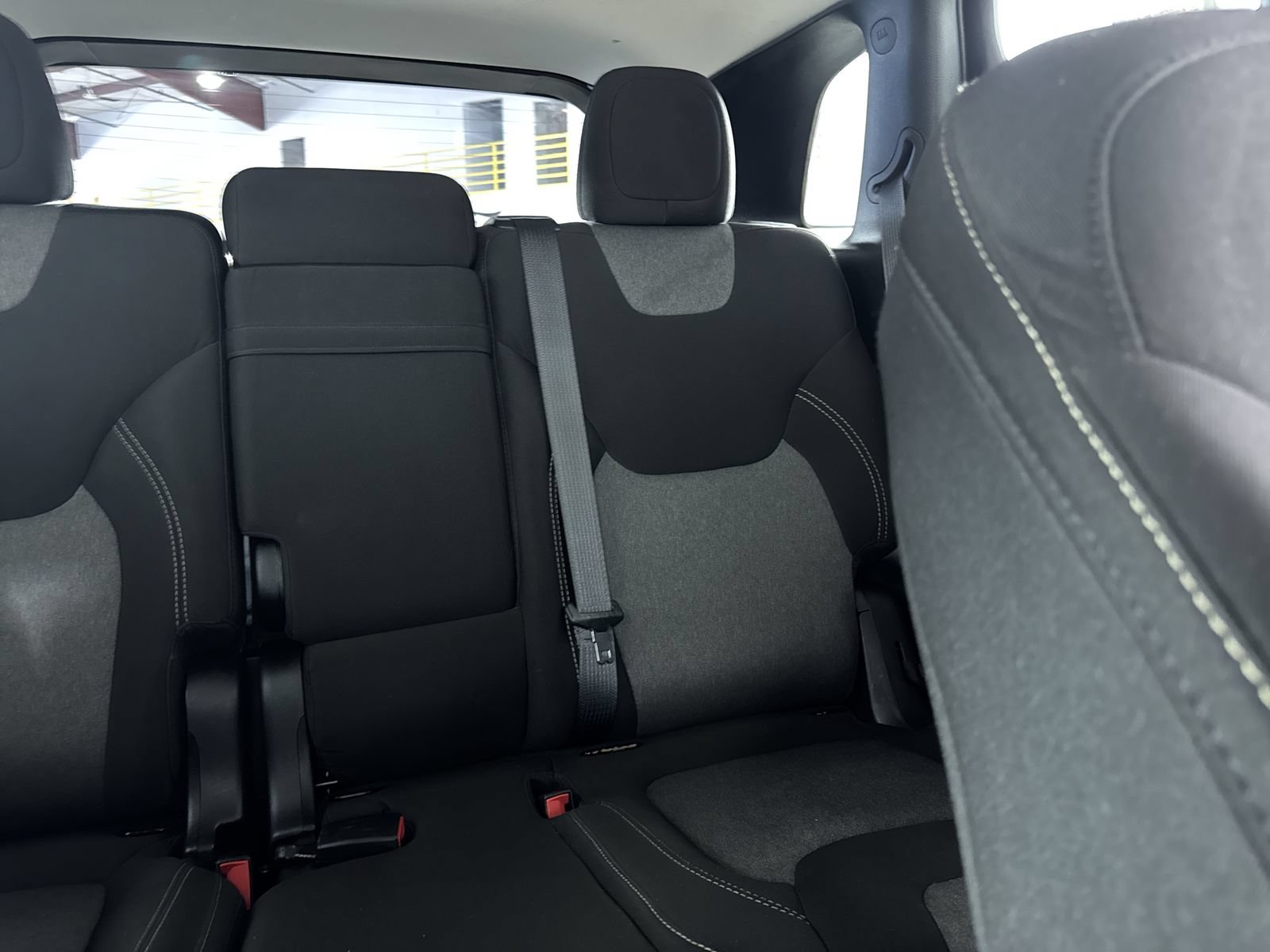 Used 2014 Eco Green Pearlcoat Jeep Latitude image 14