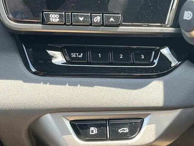 New 2026 Iridium Lexus PREMIUM PLUS image 34