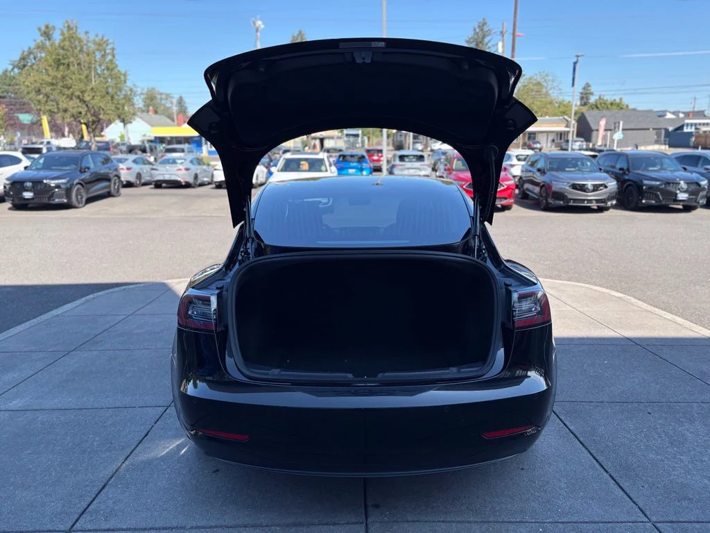 Used 2019 Black Tesla Performance image 8