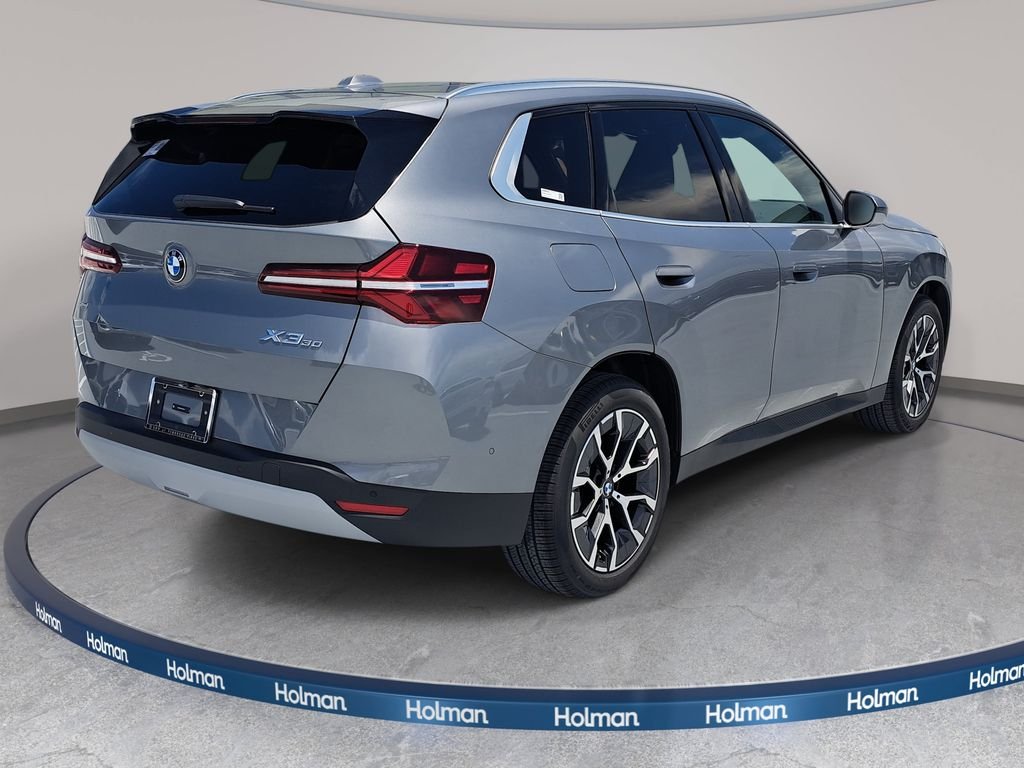 New 2026 Skyscraper Grey Metallic BMW 30 xDrive image 4
